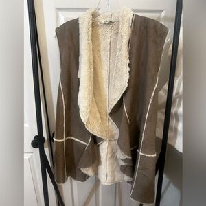 Nostalgia Brown and Cream Teddy Vest